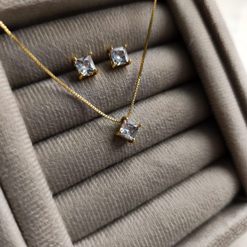 Conjunto Luminis - Detalhado Com Zircônias - Coleção Aurora - Banhado a Ouro 18k