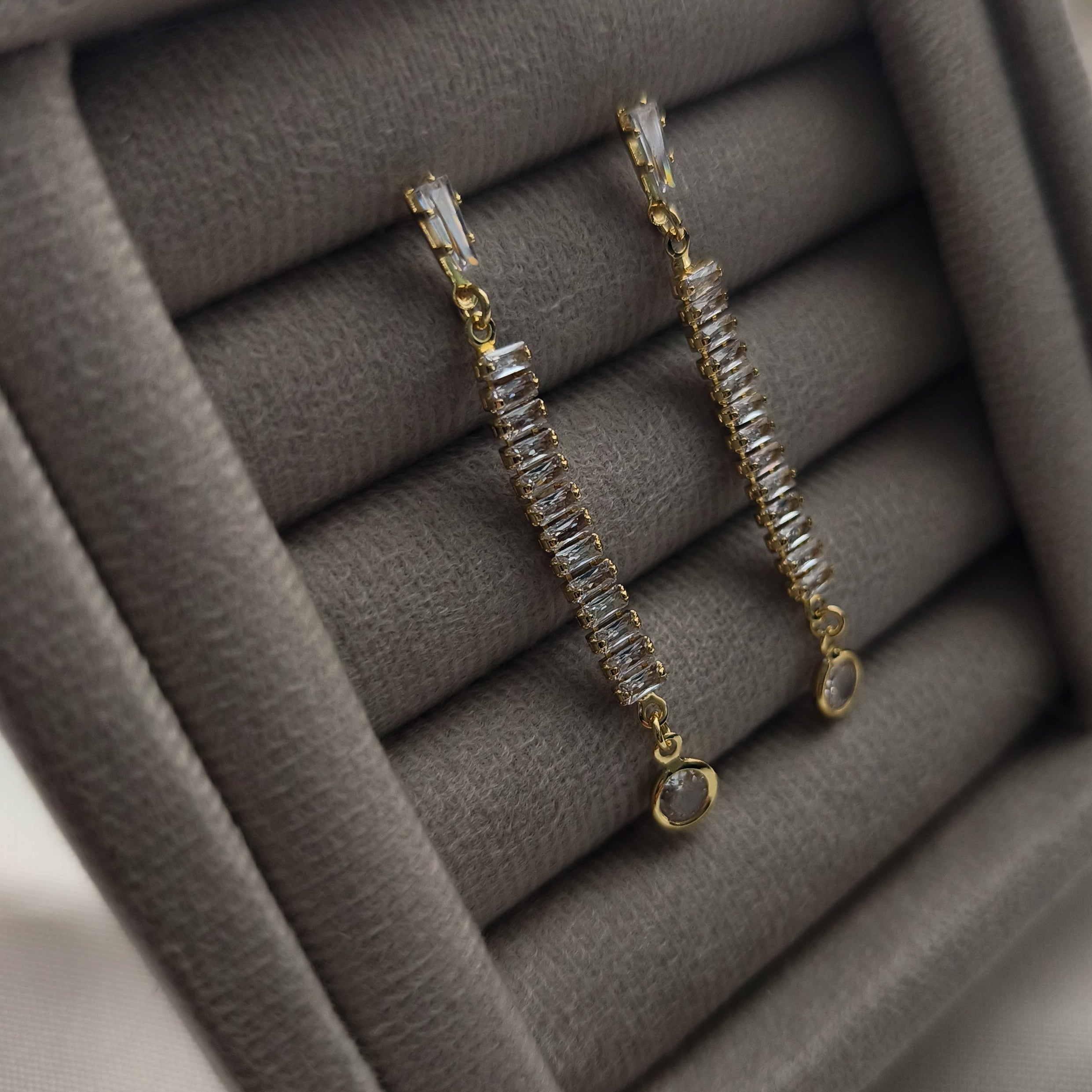 Brinco Glow - Coleção Aurora - Banhado a Ouro 18k