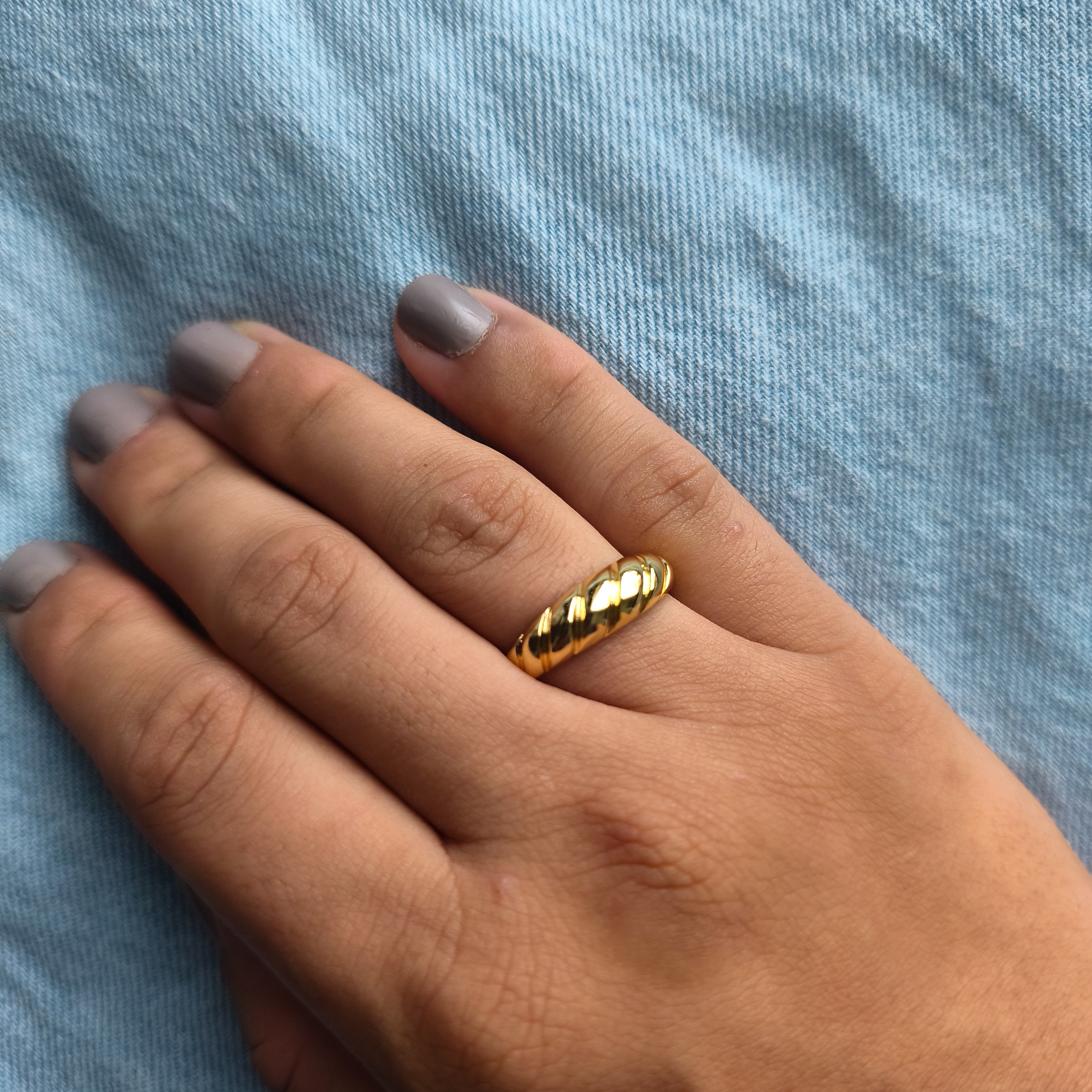 Anel Croissant - Coleção Aurora - Banhado a Ouro 18k