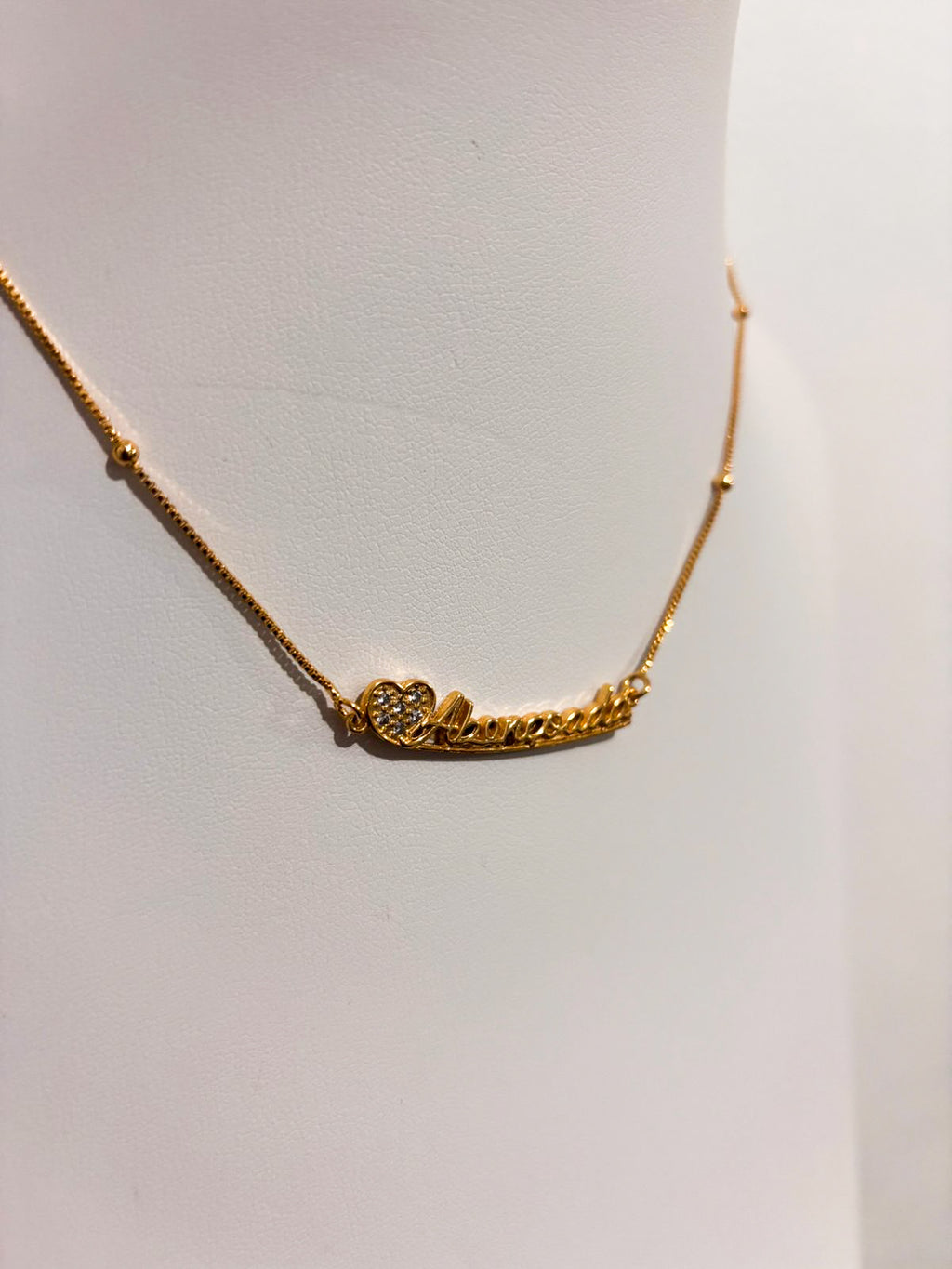 Colar Abençoada - Detalhado  Com Micro Zircônias - Coleção Aurora - Banhado a Ouro 18k