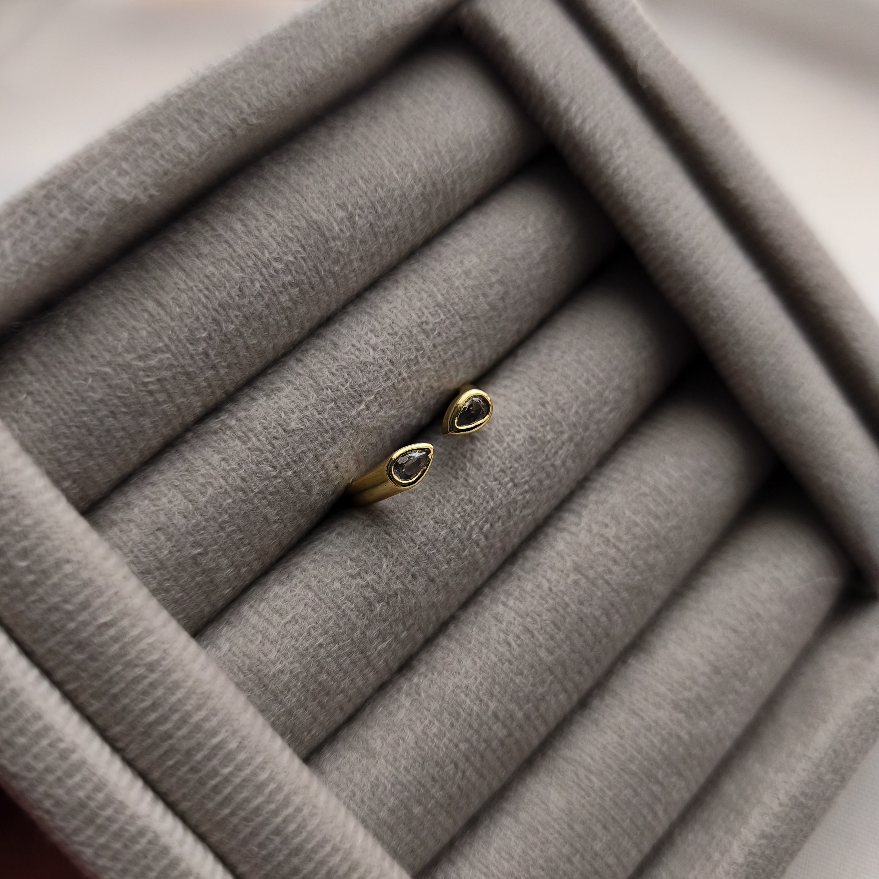 Anel Lux Ajustável - Coleção Aurora - Banhado a Ouro 18k