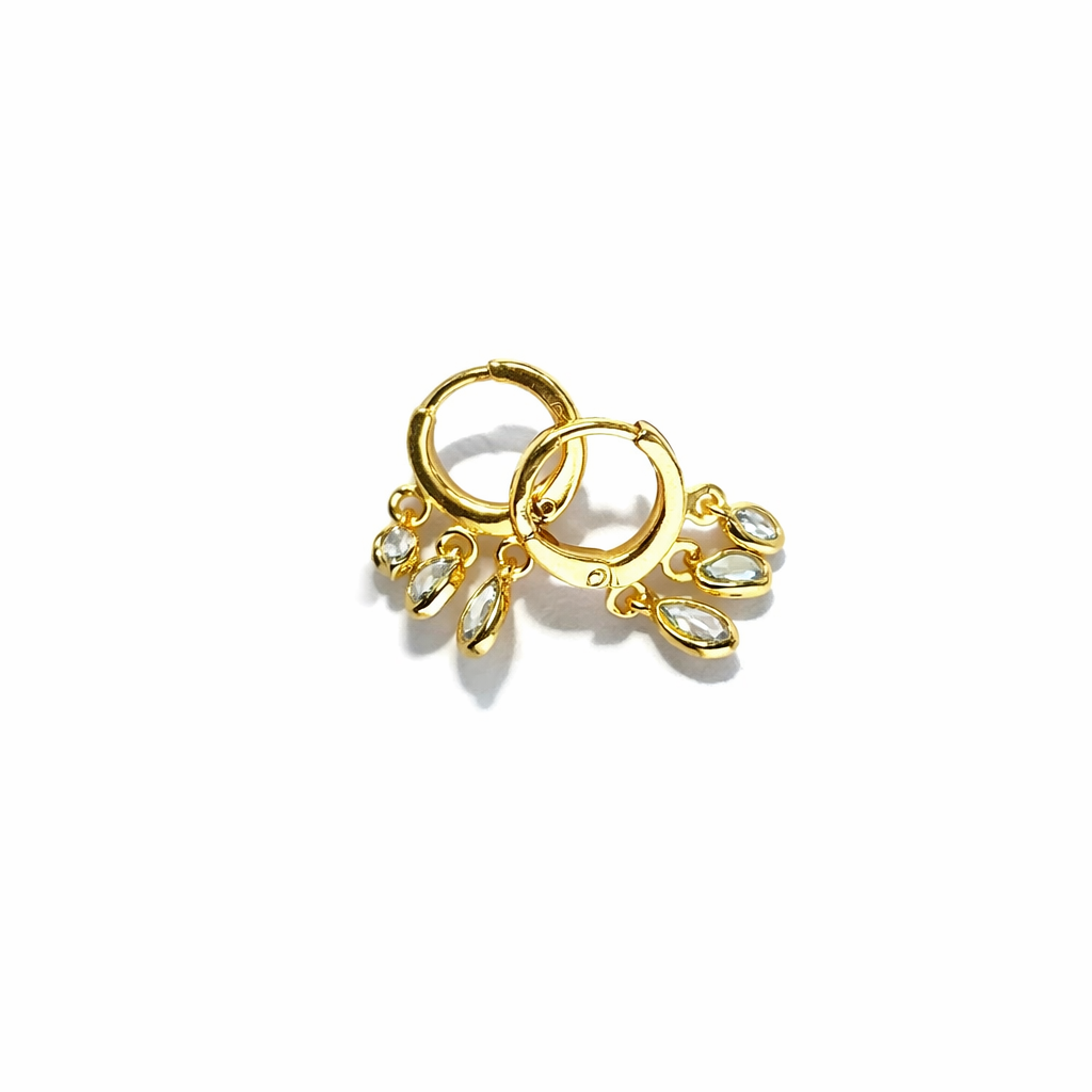 Argola Jasmim - Detalhado Com Zircônias - Coleção Aurora - Banhado a Ouro 18K