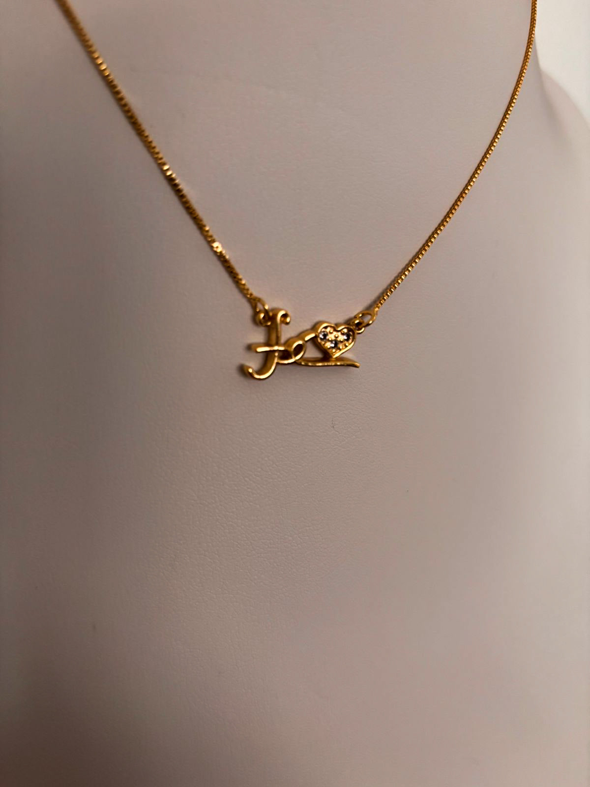 Colar Fé - Detalhado Com Micro Zircônias - Coleção Aurora - Banhado a Ouro 18k