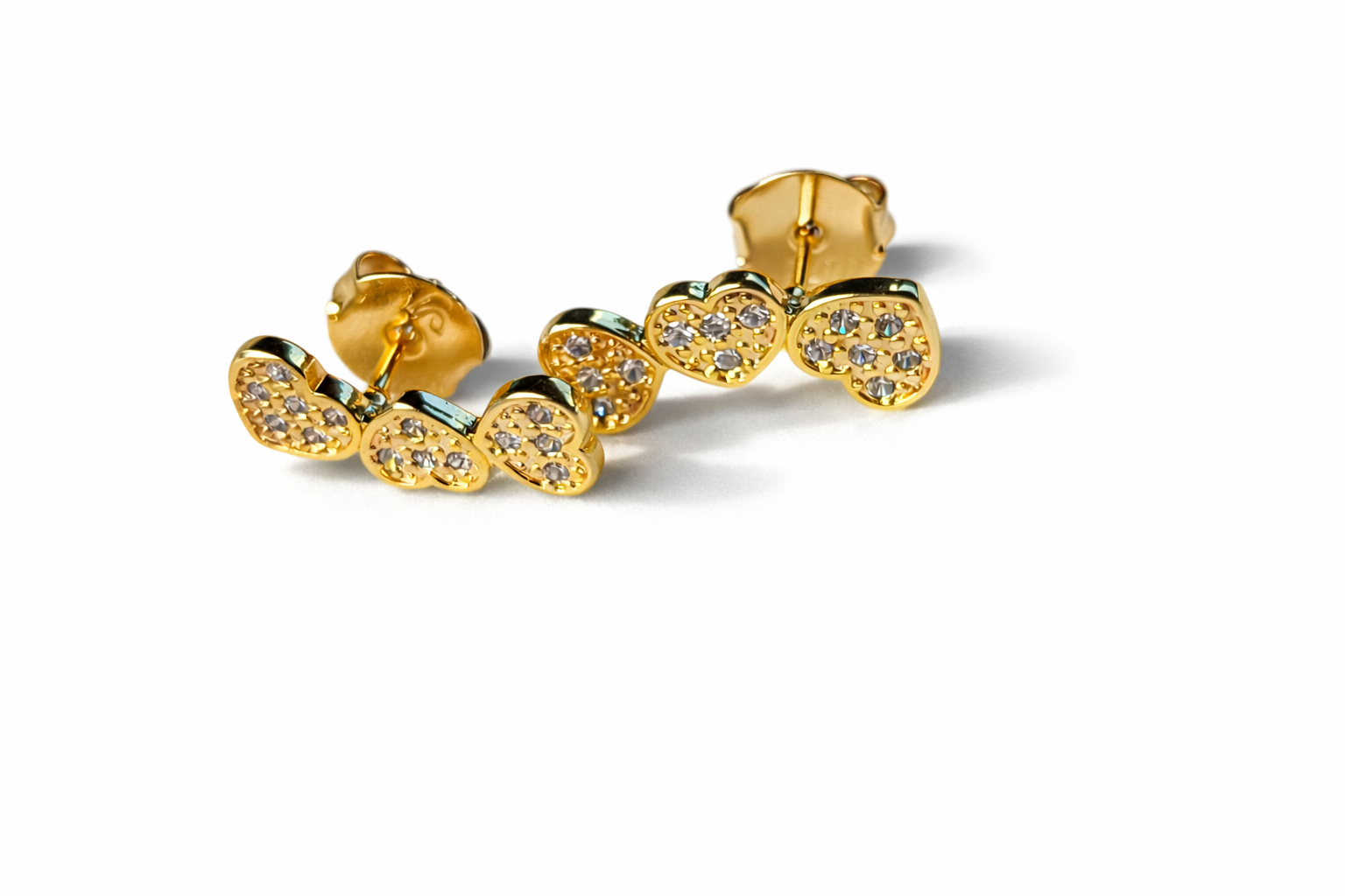 Brinco Maya - Detalhado Com Corações Cravejados - Coleção Aurora - Banhado a Ouro 18k